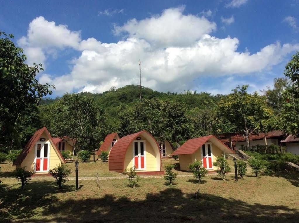 Cabbages & Condoms Khaoyai Resort Pakchong Exterior photo