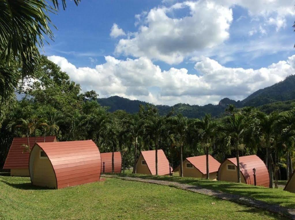 Cabbages & Condoms Khaoyai Resort Pakchong Exterior photo